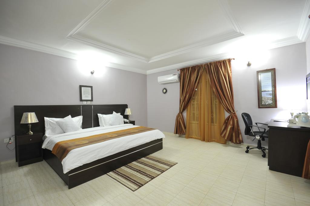 Sheer Luxury Apartments And Suites Abuja Værelse billede