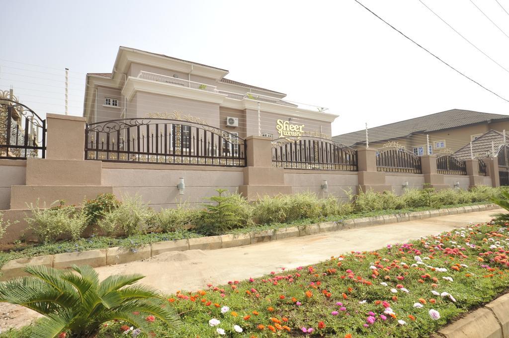 Sheer Luxury Apartments And Suites Abuja Eksteriør billede