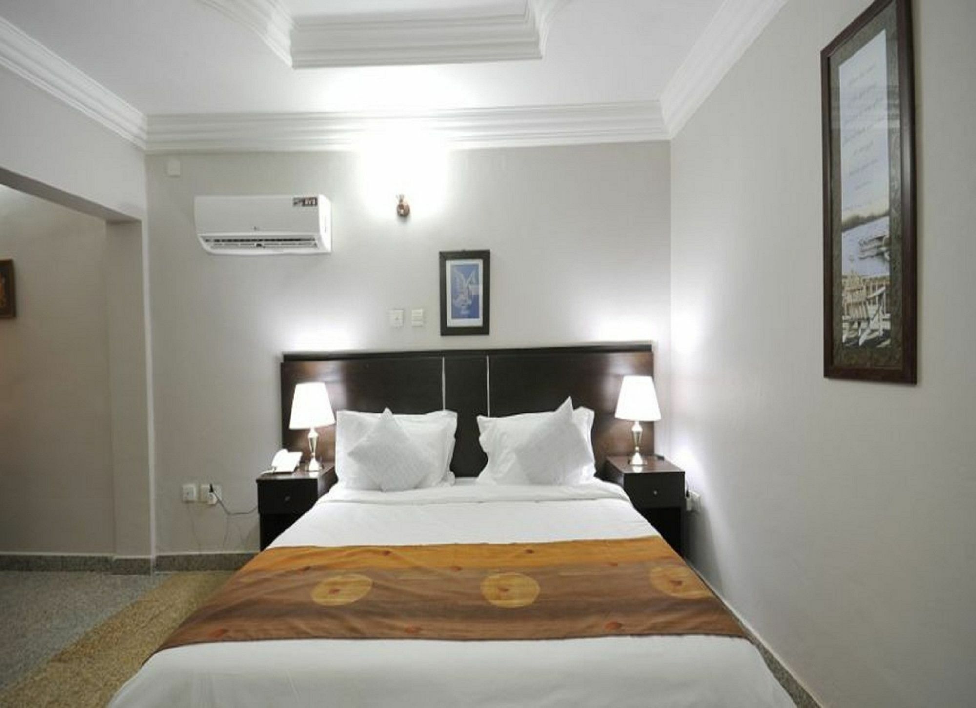 Sheer Luxury Apartments And Suites Abuja Eksteriør billede